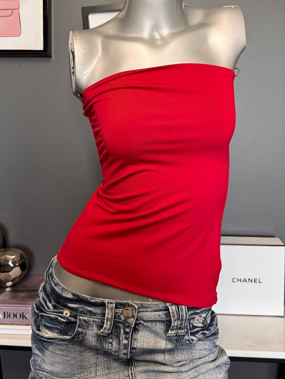 Aritzia Babaton Contour Tube Top Shirt